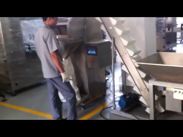 Полуавтоматска машина за пакување на мали гранули со каша